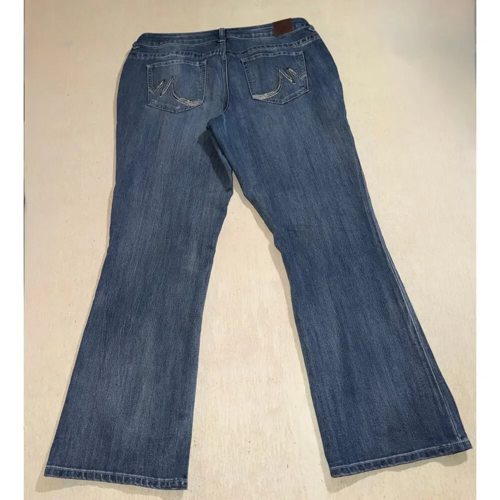 Maurice’s women’s blue jeans - Picture 3 of 16